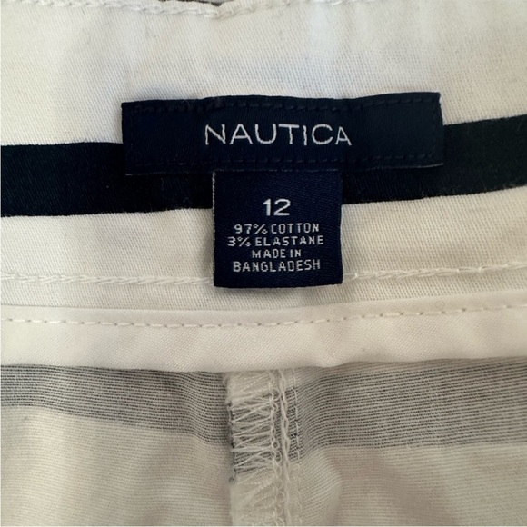 Nautica White Stretch Twill Shorts With Navy Stripes 12 - Picture 5 of 10